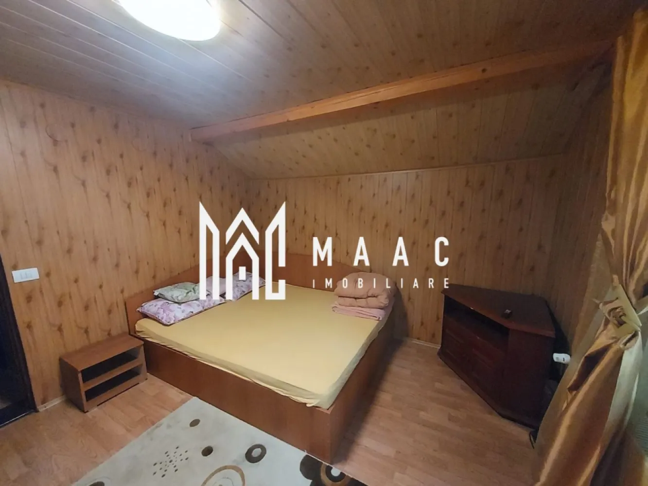 Casă | 260 mp utili | 1.100 mp teren | Râul Sadului |