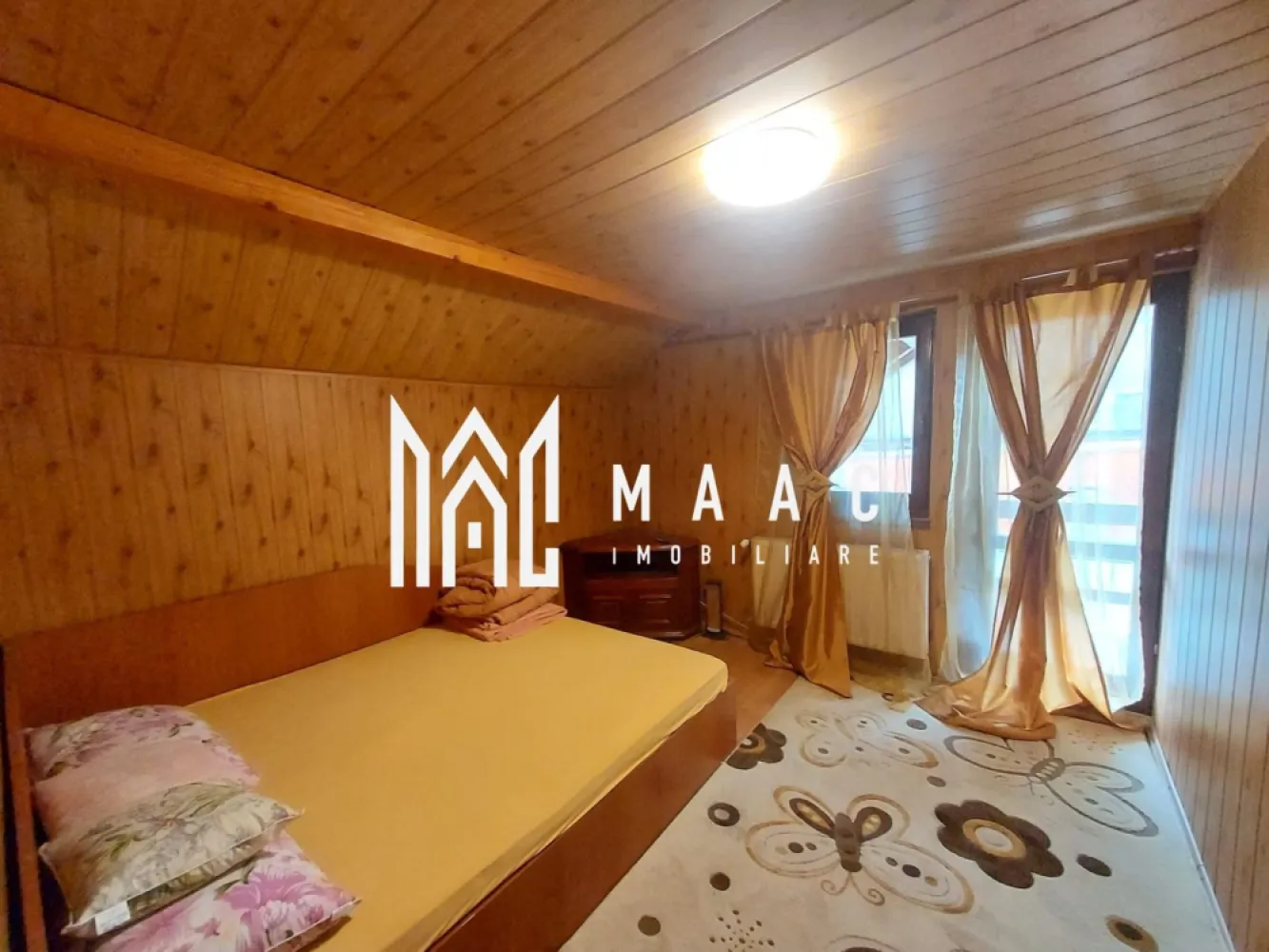 Casă | 260 mp utili | 1.100 mp teren | Râul Sadului |