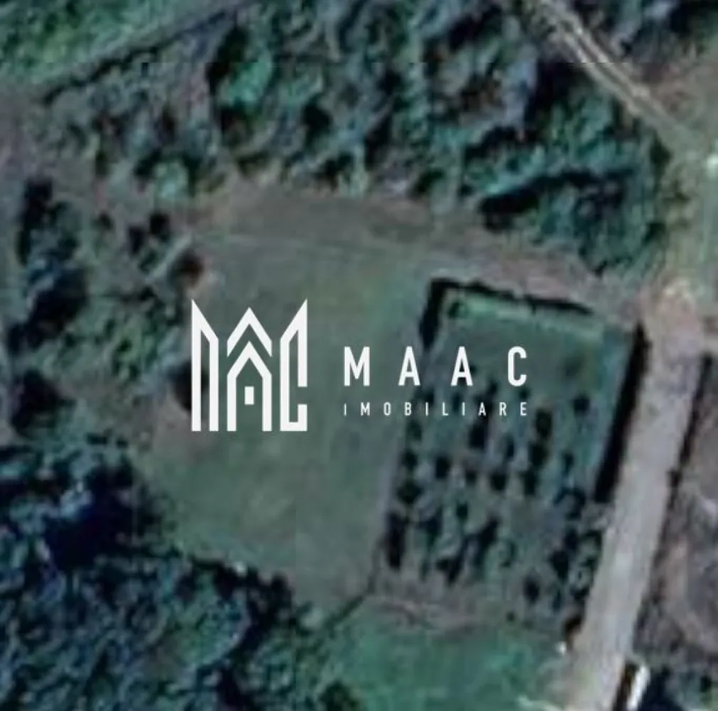 Teren Intravilan I 837 mp La pădure I Acces auto I Șura Mică - De vânzare teren intravilan, amplasat într-un cadru natural, aproape de localitatea Șura Mică, județul Sibiu. Caracteristici: - Suprafață totală: 837 mp - Lățime: aprox. 22,3 m - Lungime: aprox. 35,4 m - Geometrie avantajoasă, teren cu pantă minimă - Neîmprejmuit - Nu există utilități în zonă Acces: - Drum pietruit, accesibil cu mașina până la teren Avantaje: Terenul este potrivit pentru construcția unei case de vacanță, fiind înconjurat de pășuni, dealuri și păduri, dar în același timp foarte aproape de zona urbană a municipiului Sibiu. Pentru detalii sau vizionare, contactați MAAC Imobiliare, specificând ID CP2824514. }}