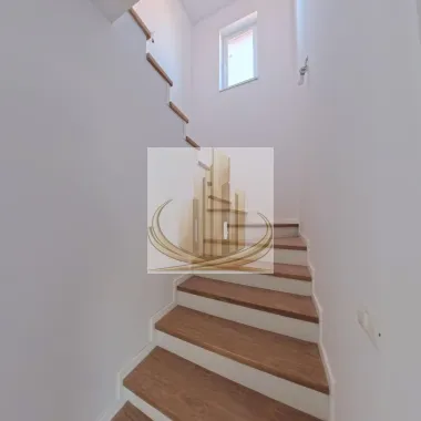 Duplex Premium în Dumbrăvița – Spațiu, Confort și Flexibilitate