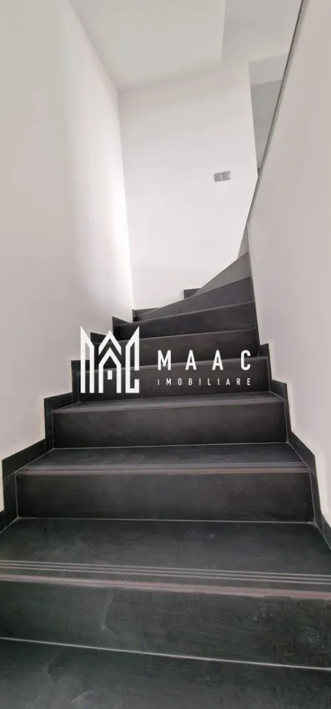 Casă înșiruită I P+E+M I 120 mpu I Curte 80 mp I Cristian