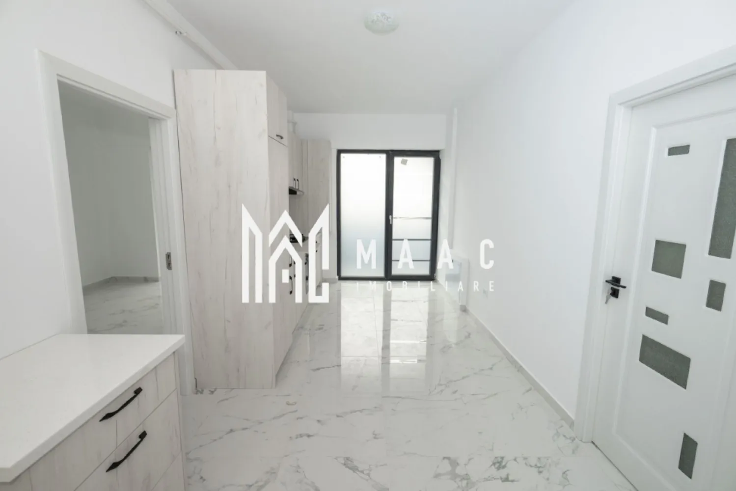 APARTAMENT 2 CAMERE MOBILAT| PARCARE INCLUSA| BLOC 2025