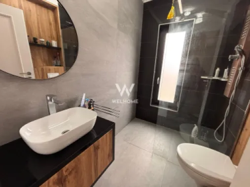 Casă individuală modernă în Șelimbăr – carport