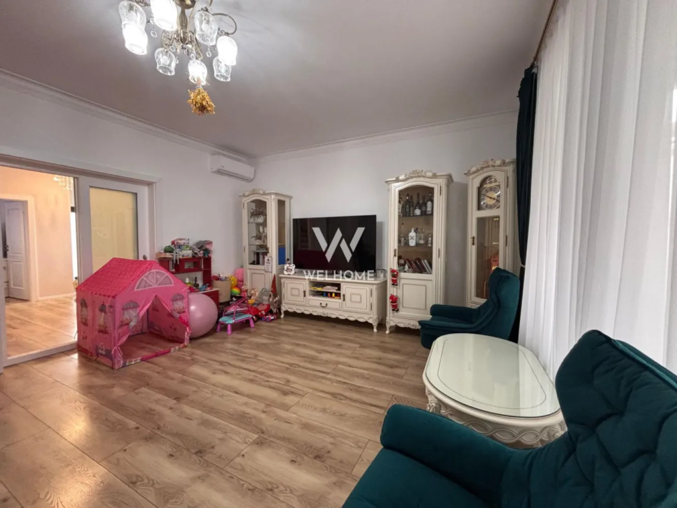 Casă individuală modernă în Șelimbăr – carport