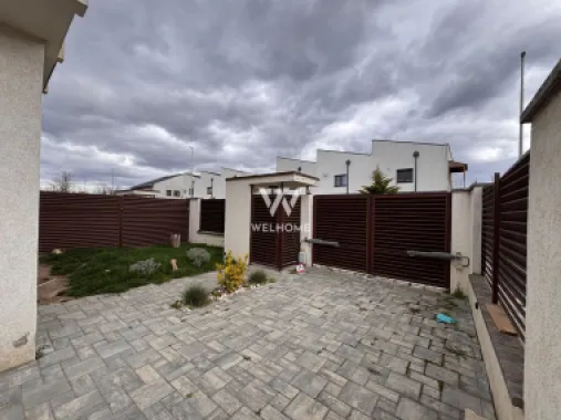 Casă individuală modernă în Șelimbăr – carport