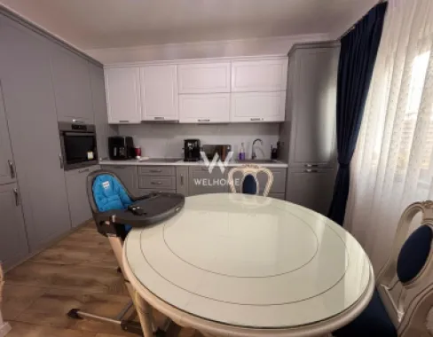 Casă individuală modernă în Șelimbăr – carport