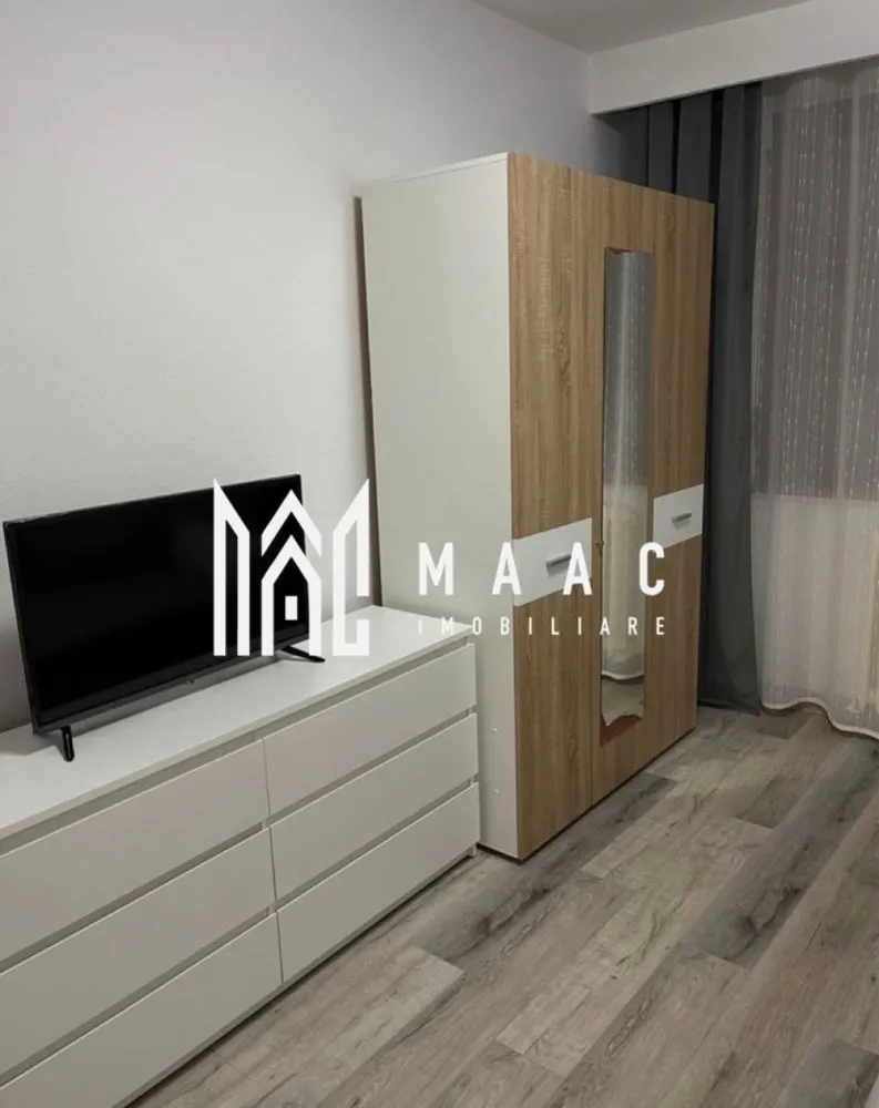 Apartament 2 camere | Balcon | Parcare | 42 MPU | Turnisor - MAAC Imobiliare vă propune spre închiriere un apartament cu 2 camere, situat în zona Turnișor din Sibiu, la parter, disponibil imediat. Detalii apartament 2 camere Etaj: parter Compartimentare practică Apartament izolat termic Dotări și avantaje Complet mobilat și utilat Costuri reduse de întreținere Ideal pentru mutare rapidă Zonă liniștită Condiții închiriere Preț: 290 €/lună Garanție: o lună Nu se acceptă animale de companie Avantaje locație Zonă accesibilă – Turnișor Aproape de magazine și transport public Acces rapid către oraș Pentru detalii suplimentare, consultanță sau programarea unei vizionări, va rugăm să ne contactati specificand ID: CP3023445 }}