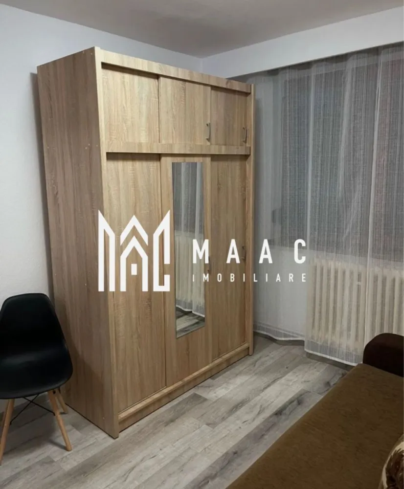 Apartament 2 camere | Balcon | Parcare | 42 MPU | Turnisor - MAAC Imobiliare vă propune spre închiriere un apartament cu 2 camere, situat în zona Turnișor din Sibiu, la parter, disponibil imediat. Detalii apartament 2 camere Etaj: parter Compartimentare practică Apartament izolat termic Dotări și avantaje Complet mobilat și utilat Costuri reduse de întreținere Ideal pentru mutare rapidă Zonă liniștită Condiții închiriere Preț: 290 €/lună Garanție: o lună Nu se acceptă animale de companie Avantaje locație Zonă accesibilă – Turnișor Aproape de magazine și transport public Acces rapid către oraș Pentru detalii suplimentare, consultanță sau programarea unei vizionări, va rugăm să ne contactati specificand ID: CP3023445 }}