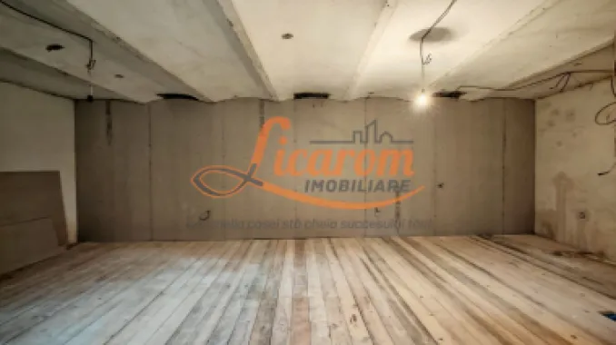 CASA SASEASCA comuna VULCAN,zona foarte buna,teren 3000 mp