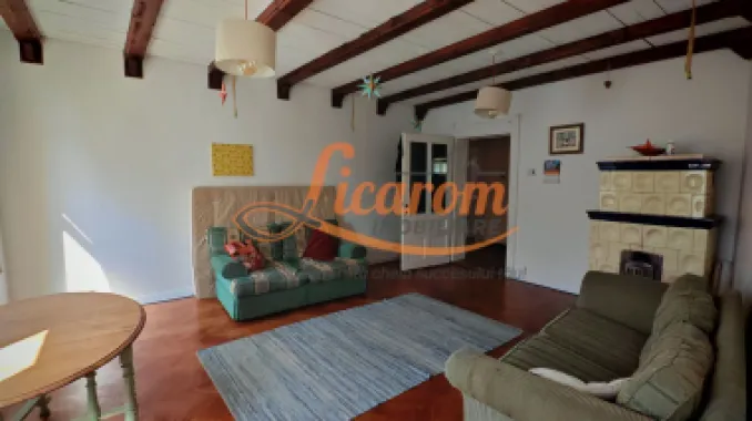 CASA SASEASCA comuna VULCAN,zona foarte buna,teren 3000 mp