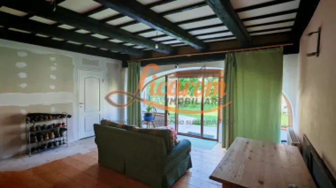 CASA SASEASCA comuna VULCAN,zona foarte buna,teren 3000 mp