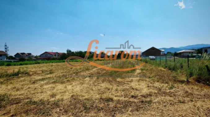 BARTOLOMEU,intravilan,intre case,suprafata de 774 mp,constructii P+2