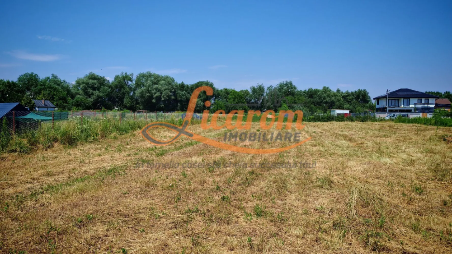 BARTOLOMEU,intravilan,intre case,suprafata de 774 mp,constructii P+2