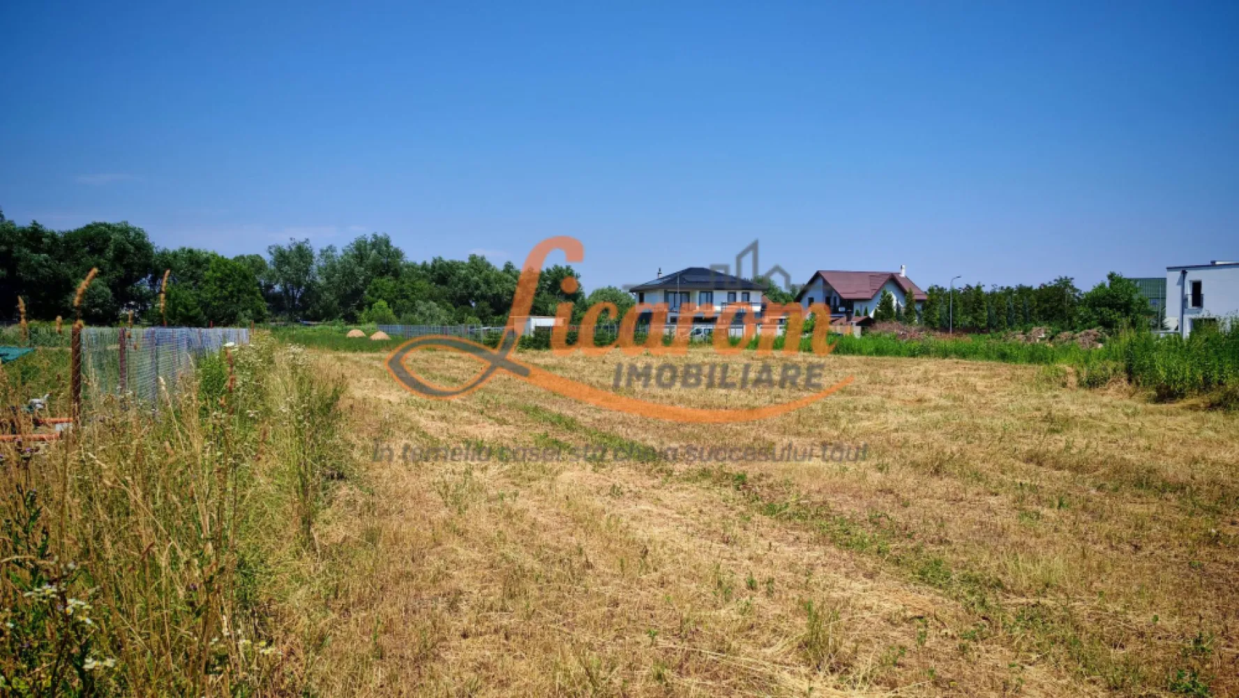 BARTOLOMEU,intravilan,intre case,suprafata de 774 mp,constructii P+2