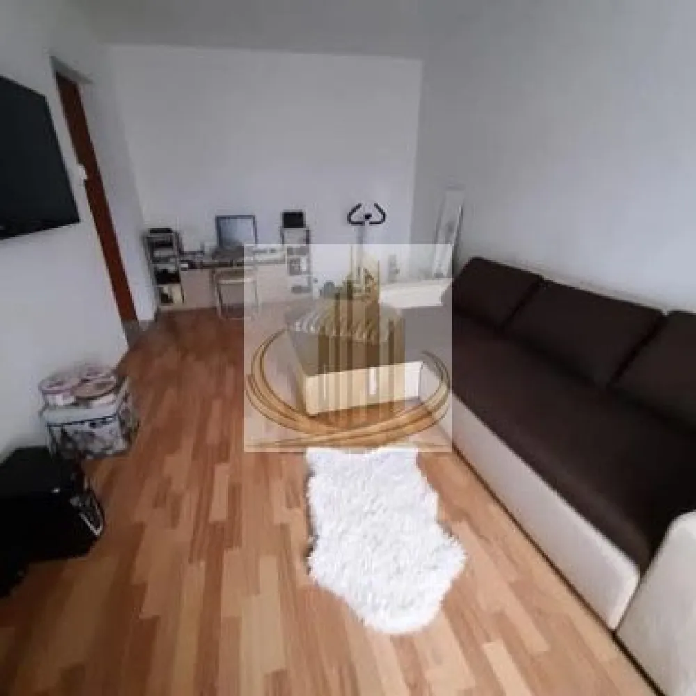 Oportunitate! Apartament 1 cameră, renovat, mobilat – Lipov langa Lidl - Apartament cu 1 cameră, situat în zona Lipovei, cu o suprafață de 28 mp, poziționat la etajul 4 din 4. Locuința a fost renovată complet în 2013, fiind bine întreținută și pregătită pentru mutare imediată. Disponibil din 20 aprilie Dispune de: încălzire prin termoficare, cu posibilitate de montare centrală proprie geamuri termopan se vinde mobilat Apartamentul este ideal pentru locuit sau investiție (închiriere), fiind situat într-o zonă liniștită, cu acces facil la magazine, transport în comun și alte puncte de interes. ID intern: CP3024355 }}