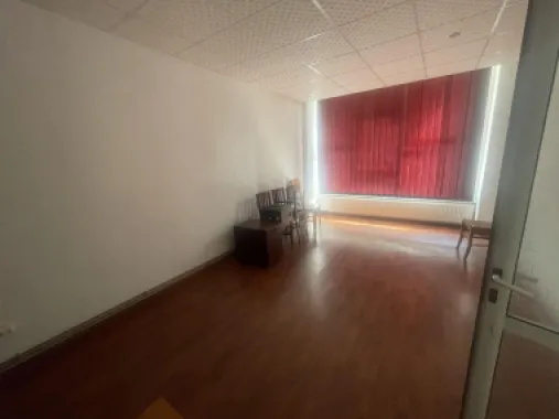 750 €/mp – Spațiu comercial 158 mp intrare Strand lângă Aqua Park