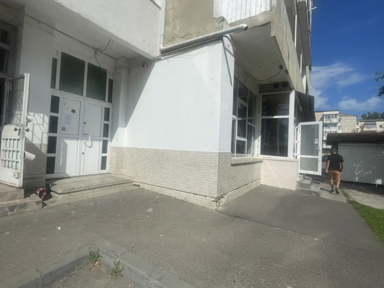 750 €/mp – Spațiu comercial 158 mp intrare Strand lângă Aqua Park