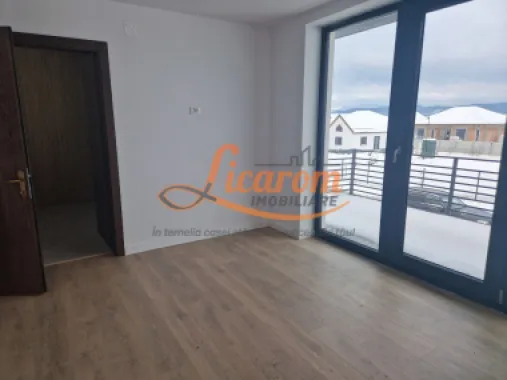 Logo Licarom Imobiliare logo