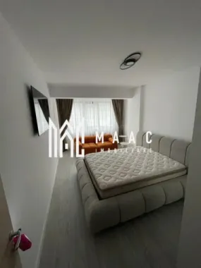 Logo MAAC IMOBILIARE logo