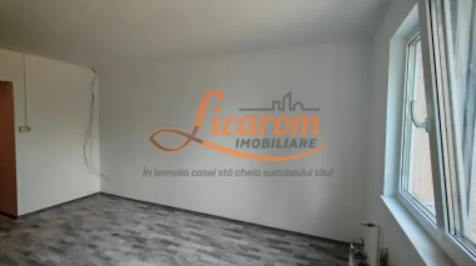 Garsoniera 22 mp,transformata din camera de camin,recent renovata.