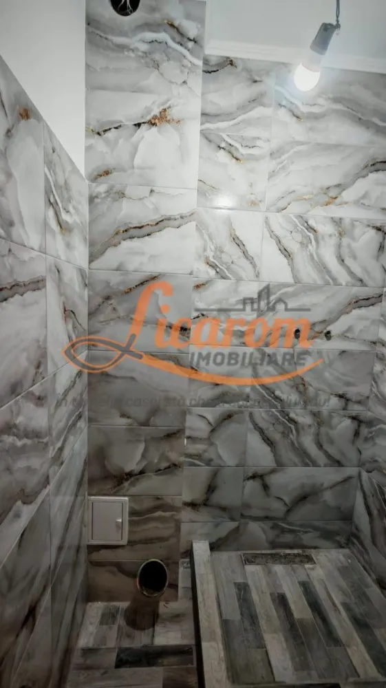 Garsoniera 22 mp,transformata din camera de camin,recent renovata.