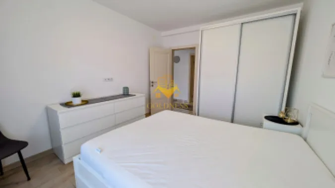 2 camere open space, Parcare, Modern, Dambul Rotund, Scoala de Politie