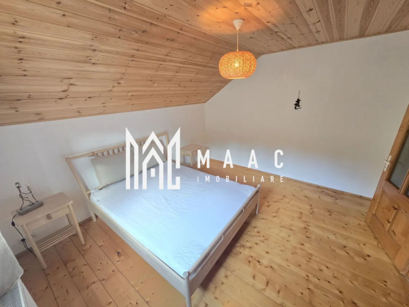 Casa 4 camere 3825 mp teren Cisnadioara