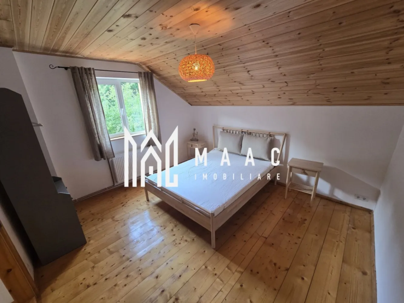 Casa 4 camere 3825 mp teren Cisnadioara