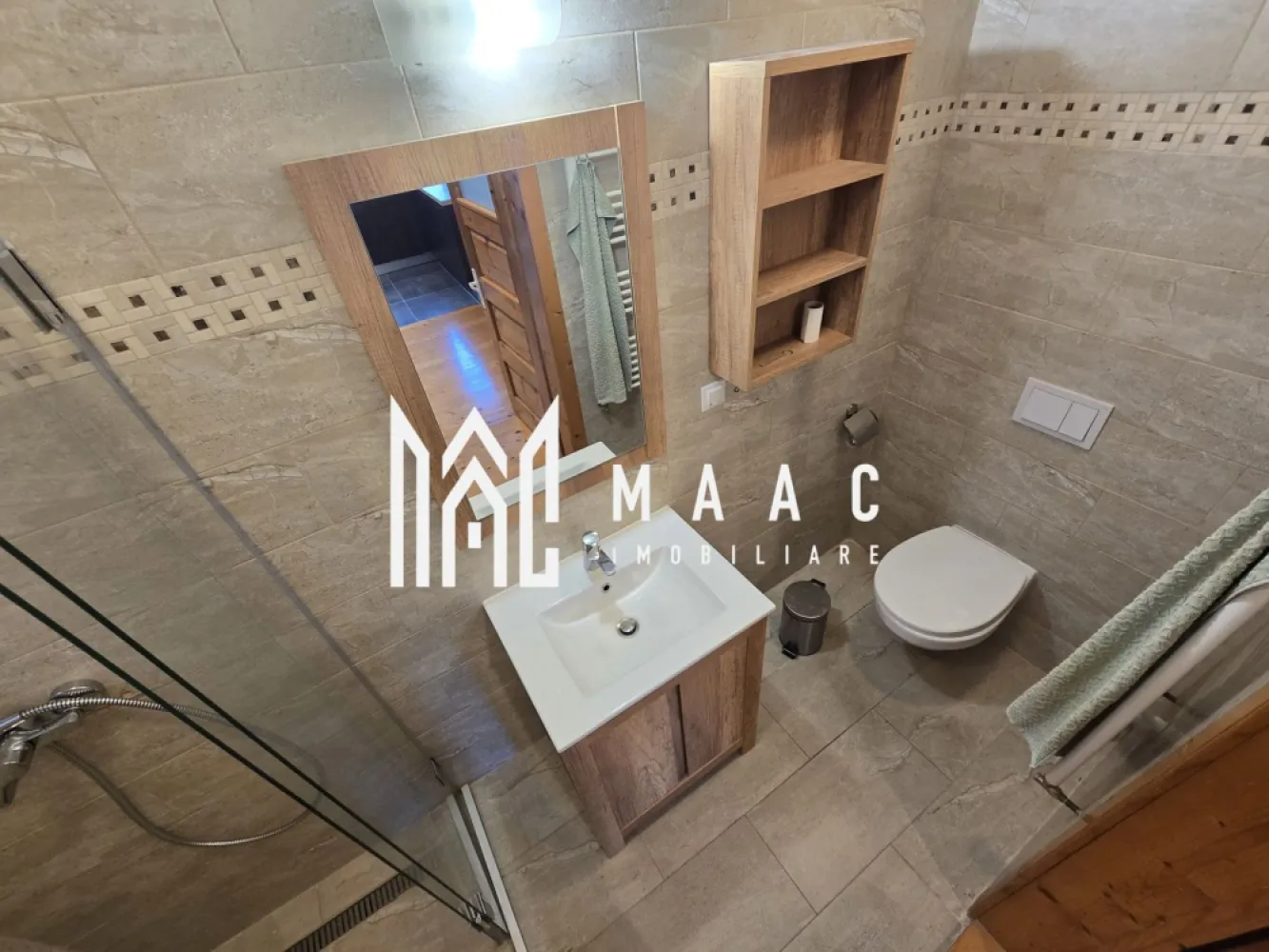 Casa 4 camere 3825 mp teren Cisnadioara