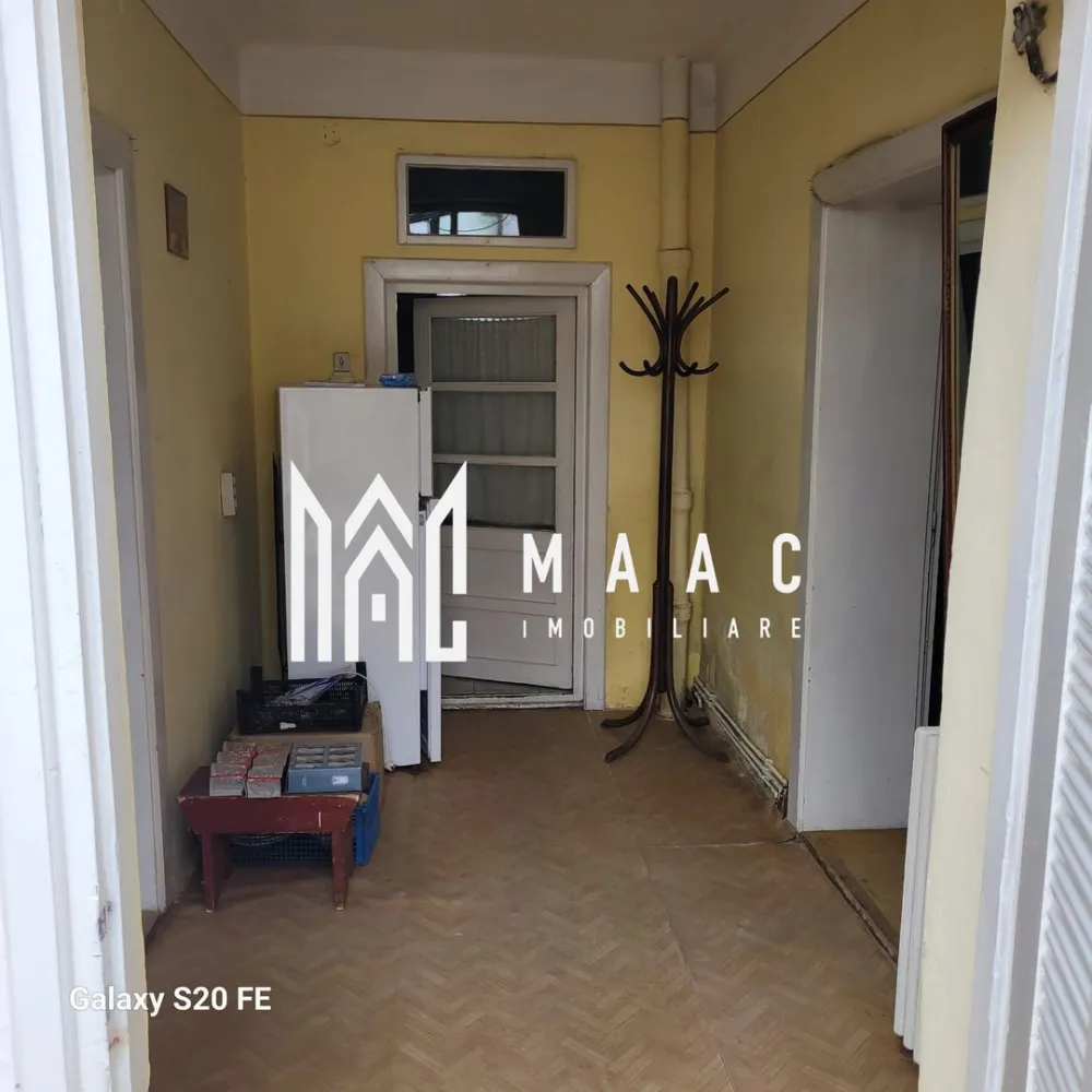Cisnadie I Central I Casa de renovat I 500 mp teren
