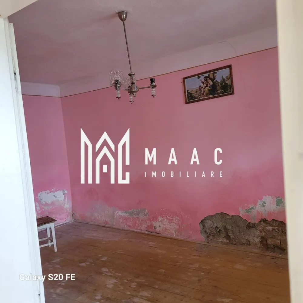 Cisnadie I Central I Casa de renovat I 500 mp teren