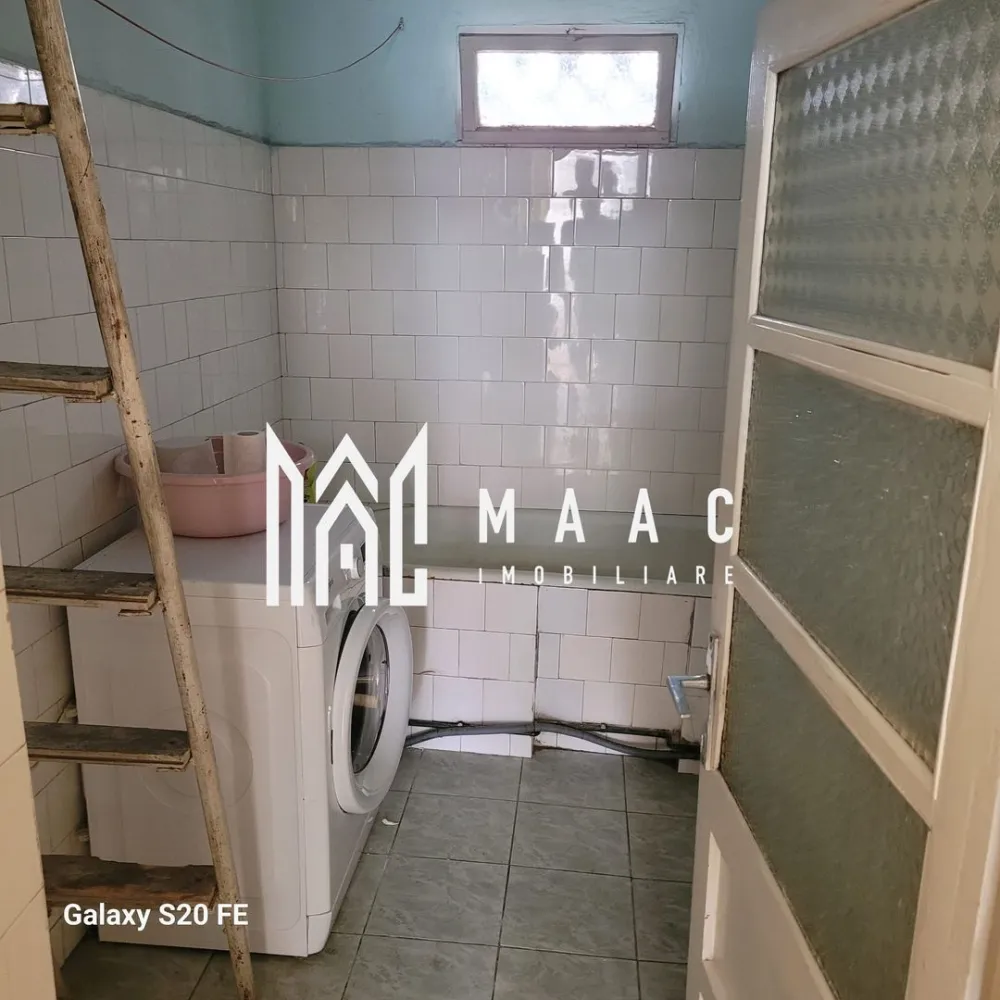 Cisnadie I Central I Casa de renovat I 500 mp teren