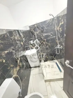 Casă de închiriat | 3 camere | Curte | Zonă Colentina