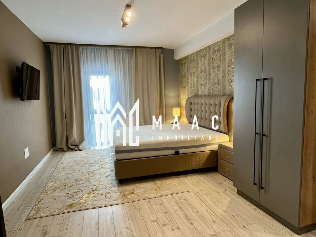 Apartament 3 Camere | 102 mp | LUX | 2 Băi | Loc de Parcare | Garden City
