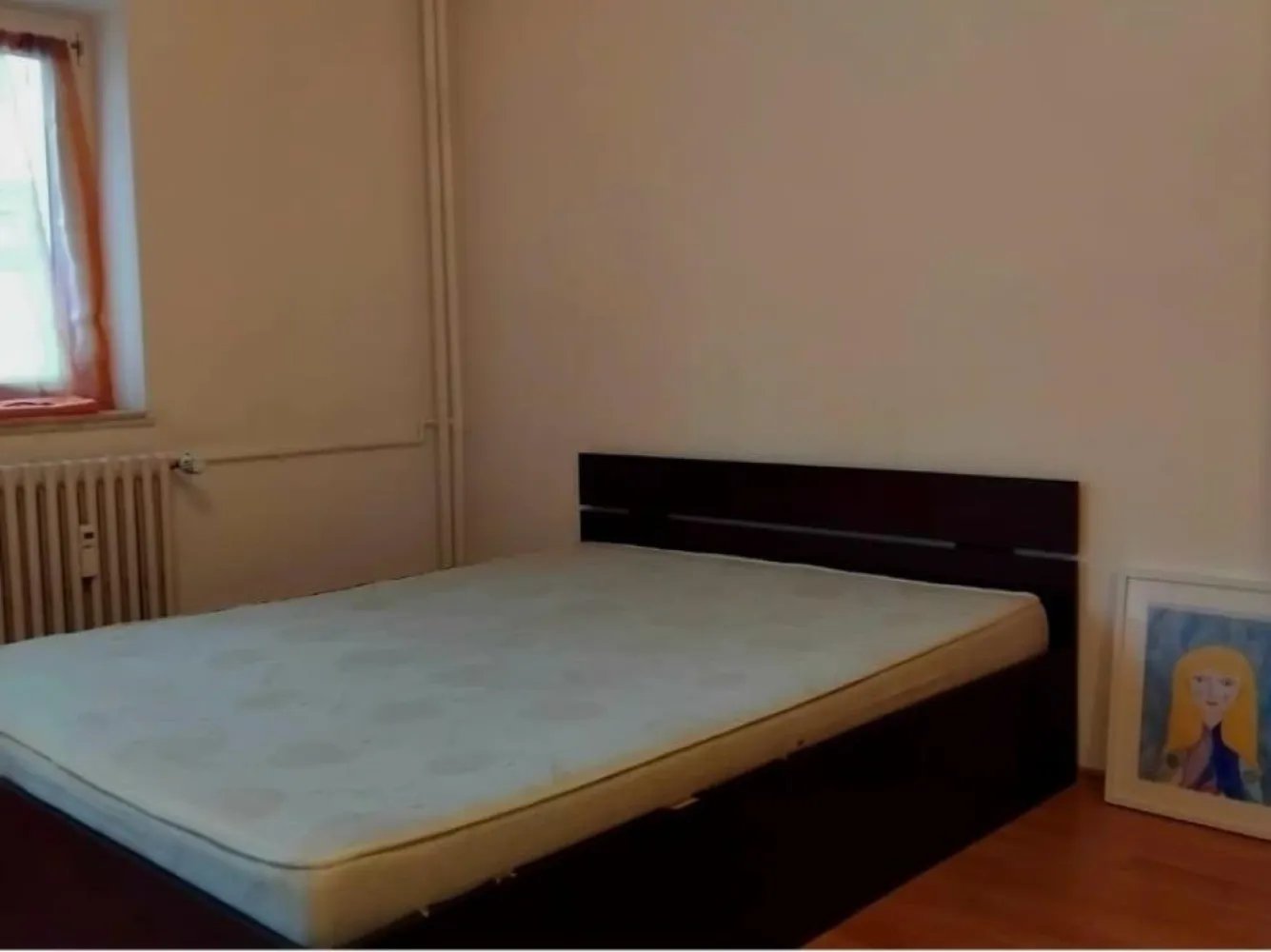 Particular inchiriez garsoniera  in Decebal nr 1