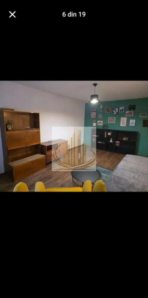 Grand Mobilis vă propune spre închiriere un apartament cu 2 camere - Grand Mobilis vă propune spre închiriere un apartament cu 2 camere decomandat, situat în zona Girocului, la doar 3 minute de Lidl și Kaufland. Apartamentul are o suprafață de 54 mp și este poziționat la etajul 4, fiind ideal pentru persoane care își doresc confort și acces rapid către puncte de interes. Imobilul este compartimentat eficient și dispune de: 1 dormitor cu pat matrimonial, dulap pentru haine și TV 1 living spațios, care poate fi utilizat și ca al doilea dormitor (dotat cu 2 paturi de o persoană) 1 bucătărie open-space cu hol și balcon, complet utilată: frigider, aer condiționat, cuptor electric, aragaz, cuptor cu microunde, mașină de spălat vase, mașină de spălat haine cu uscător 1 baie Centrală proprie pentru un confort termic optim Apartamentul se închiriază complet mobilat și utilat, fiind pregătit pentru mutare imediată. Preț: 450 €/lună + garanție 450 € Pentru mai multe detalii sau programarea unei vizionări, nu ezitați să ne contactați. Grand Mobilis – alegerea potrivită pentru locuința ta! }}