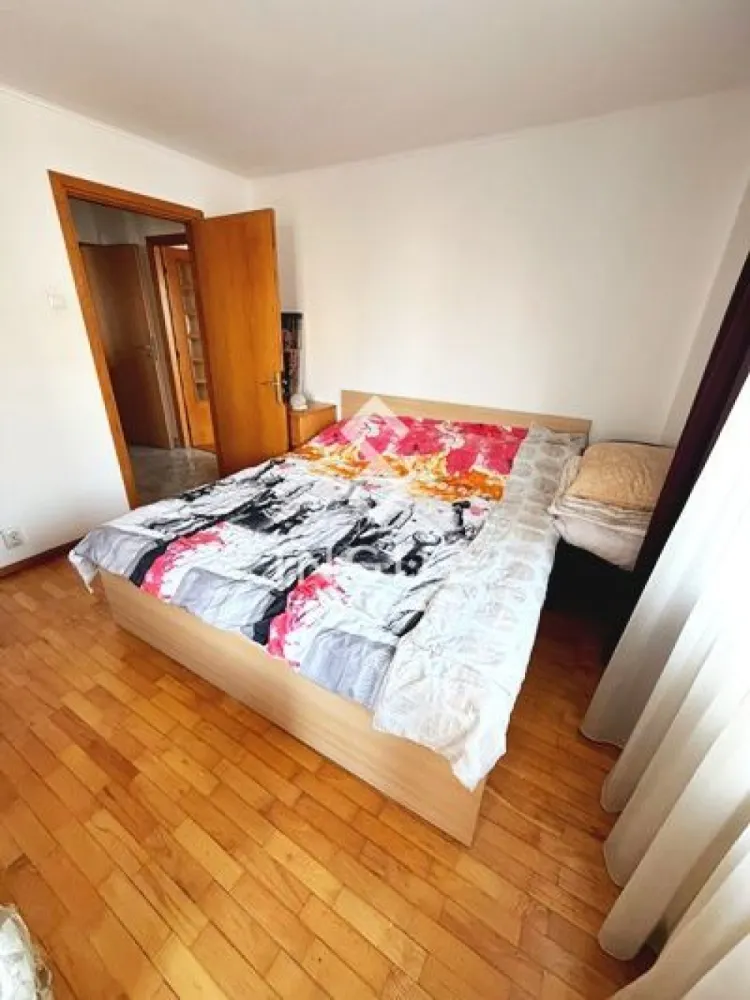 Apartament de închiriat | 2 camere | Decomandat | Zona Piața Muncii