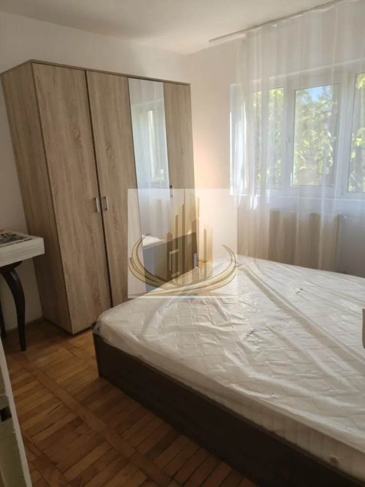 Apartament 2 camere de închiriat – Lipovei, lângă Parcul Piața Nouă | - 🏡 Grand Mobilis Imobiliare vă propune spre închiriere: Apartament cochet situat în zona Lipovei, lângă Parcul de la Piața Nouă 🌳 ✨ 2 camere ✨ Etaj 2 ✨ Baie proprie ✨ Încălzire prin Colterm 📍 Locație excelentă, într-o zonă liniștită, cu acces rapid la magazine, parc și mijloace de transport. 💰 Preț extraordinar! ⏱ Disponibil imediat 📞 Pentru detalii și programări la vizionare, nu ezita să ne contactezi! Grand Mobilis Imobiliare – găsim locul potrivit pentru tine. ID Intern: CP3028805 }}