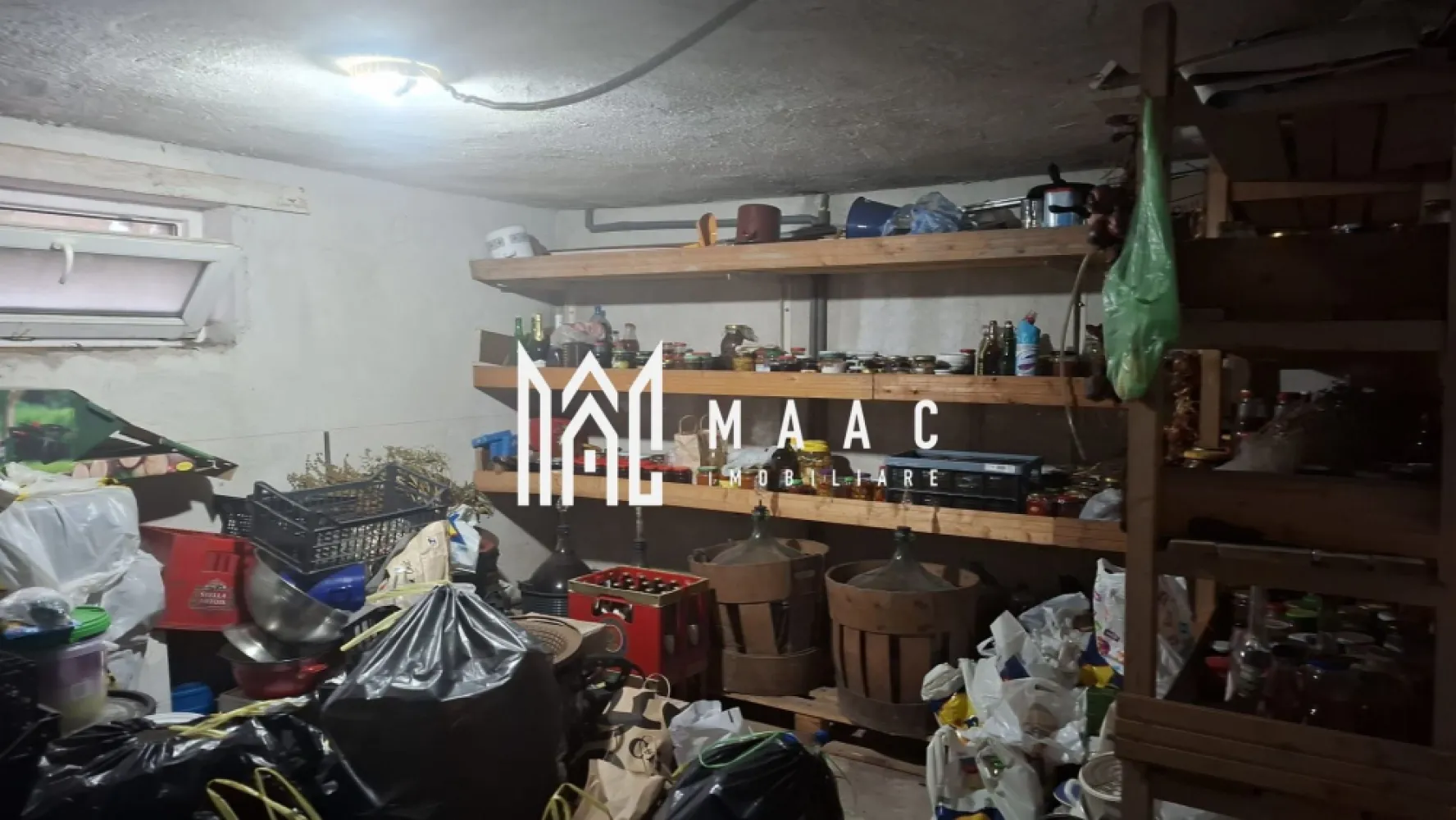 Casa 8 camere | 308mpu | 2 Apartamente | Selimbar