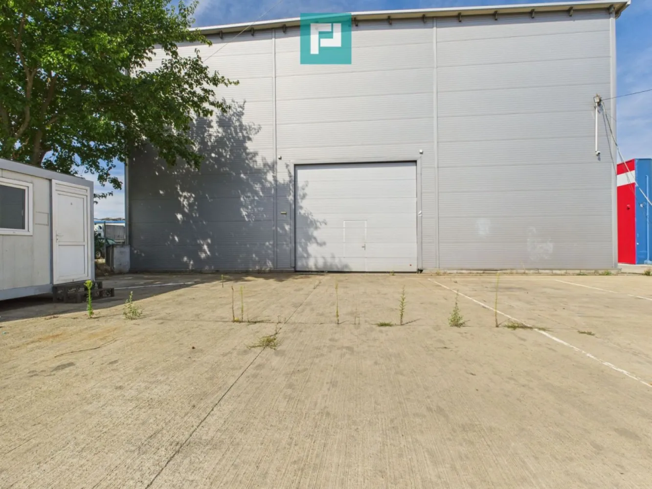 Hală industrială cu pod rulant de 3 tone în Arad