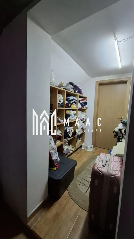 Casa 8 camere | 308mpu | 2 Apartamente | Selimbar