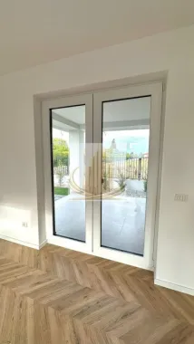 Duplex modern, 135 mp, grădină amenajată–Dumbrăvița, zonă linistita