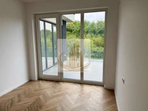 Duplex modern, 135 mp, grădină amenajată–Dumbrăvița, zonă linistita