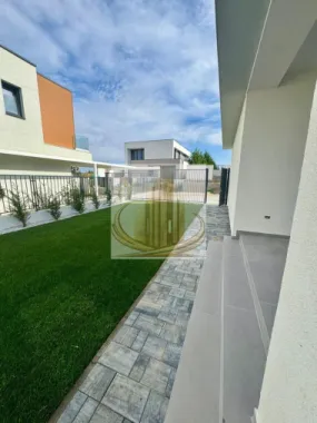 Duplex modern, 135 mp, grădină amenajată–Dumbrăvița, zonă linistita