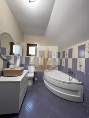 Casă individuală 3 camere, 100 mp – Dumbrăvița, aproape de lac