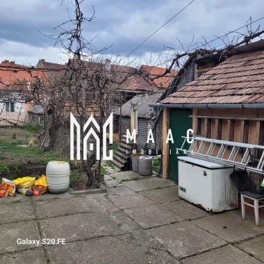Cisnadie I Central I Casa de renovat I 500 mp teren