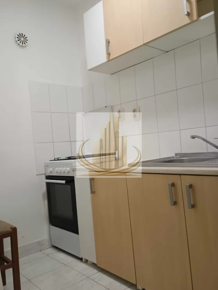 Apartament cu una cameră. De închiriat.