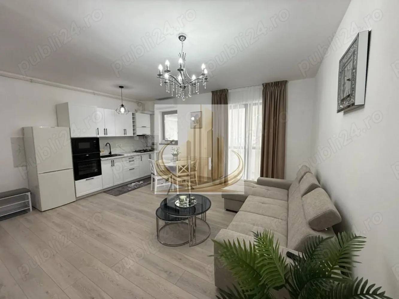 Grand Mobilis Imobiliare – apartament elegant, complet nou - Grand Mobilis Imobiliare vă propune spre închiriere un apartament deosebit cu 2 camere, situat într-o zonă liniștită și accesibilă – zona Esso Girocului. Apartamentul are o suprafață de 53 mp și este complet mobilat și utilat, fiind la prima închiriere – totul este nou, realizat cu atenție la detalii și finisaje moderne de înaltă calitate. ✨ Compartimentare modernă: • Living spațios cu bucătărie open space • Dormitor confortabil • Baie elegantă, dotată cu cadă • Design interior modern, cu finisaje premium 🏡 Avantaje: • Apartament de lux, ideal pentru un stil de viață confortabil • Mobilier și electrocasnice noi • Zonă liniștită, aproape de oraș 📍 Localizare excelentă: • În apropiere de Profi • Stație de autobuz la câțiva pași • Restaurante și cafenele în zonă: Simplu Bistro, Luna Caffe 💶 Preț: 420€ / lună Acest apartament este alegerea perfectă pentru cei care își doresc confort, liniște și acces rapid către oraș. 📞 Pentru mai multe detalii sau programarea unei vizionări, nu ezitați să ne contactați! Grand Mobilis Imobiliare – alegerea potrivită pentru tine. ID intern CP3031601 }}