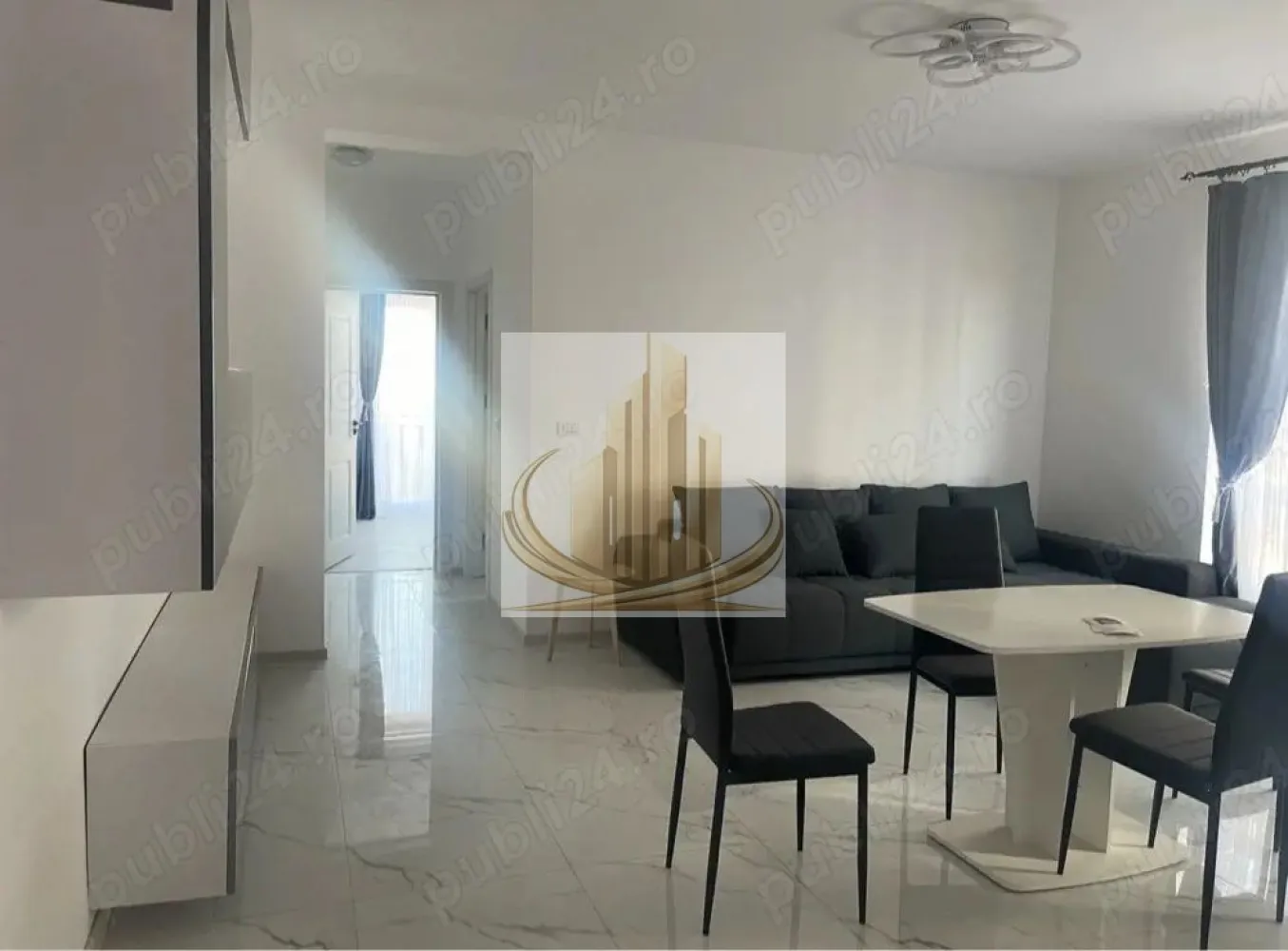 🏡Grand Mobilis va propune spre închiriere un ap de lux 3 camere - Grand Mobilis Imobiliare vă propune spre închiriere un apartament de lux cu 3 camere, situat în zona Girocului. Apartamentul este la prima închiriere, totul fiind nou, realizat cu finisaje premium și amenajat cu bun gust, pentru un confort maxim. Este alegerea ideală pentru o familie cu copii sau un cuplu care își dorește un spațiu generos, modern și elegant. 🏡 Detalii apartament: • 3 camere spațioase și luminoase • Bucătărie complet utilată • Balcon • Loc de parcare inclus • Situat la etajul 1 ✨ Dotări și finisaje: • Mobilier și electrocasnice noi • Mașină de spălat vase • Aragaz • Mașină de spălat rufe • Frigider • Cuptor cu microunde • 3 televizoare • Sistem de iluminat modern (candelabru cu telecomandă) • Finisaje de lux și design elegant 📍 Localizare: • Zonă liniștită, în Girocului • La doar 2-3 minute de sensul AEM • Acces rapid către oraș și puncte de interes 💶 Preț: 2300 lei / lună + garanție 🚫 Nu se acceptă animale de companie Acest apartament îmbină perfect confortul, eleganța și spațiul generos, fiind pregătit să devină „acasă” pentru viitorii chiriași. 📞 Pentru mai multe detalii sau programarea unei vizionări, vă stăm la dispoziție! Grand Mobilis Imobiliare – alegerea potrivită pentru tine. ID intern CP3031922