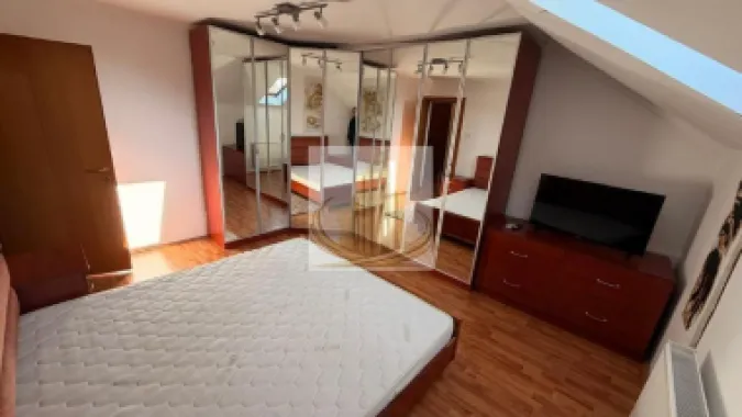 Apartament 3 camere | Etaj1+Mansardă | 67mp | Dumbravița | Loc parcare